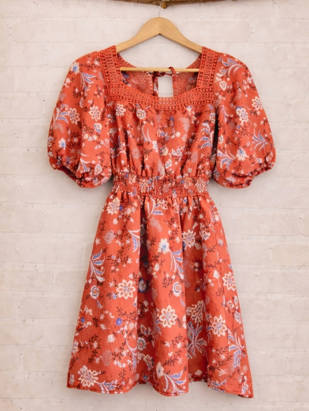 Forever 21 Floral Puff-Sleeve Mini Dress Size L